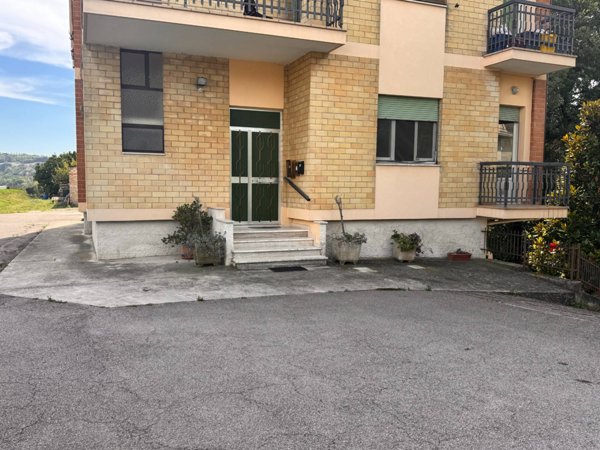 appartamento in vendita a Montegiorgio in zona Monte Verde