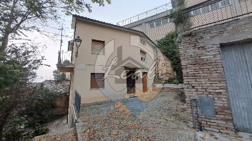 casa indipendente in vendita a Montegiorgio