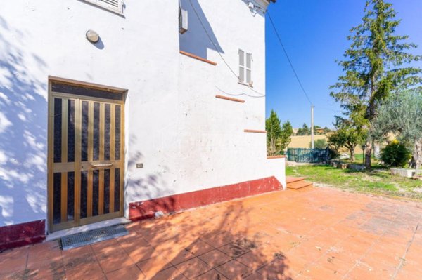 casa indipendente in vendita a Montegiorgio