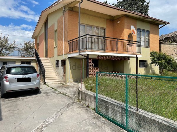 casa indipendente in vendita a Montegiorgio