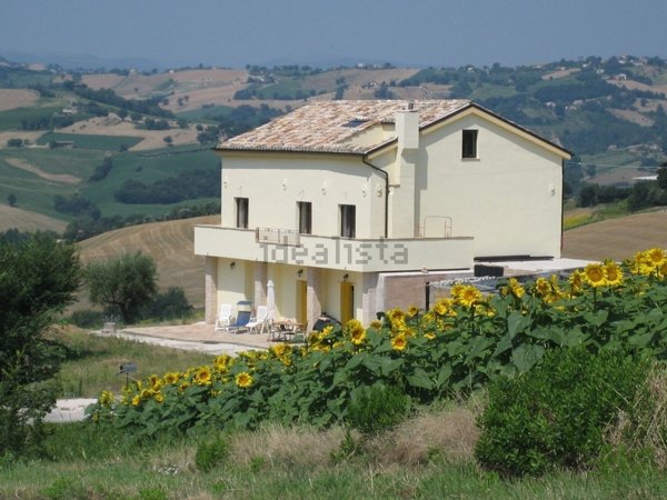 casale in vendita a Montegiorgio