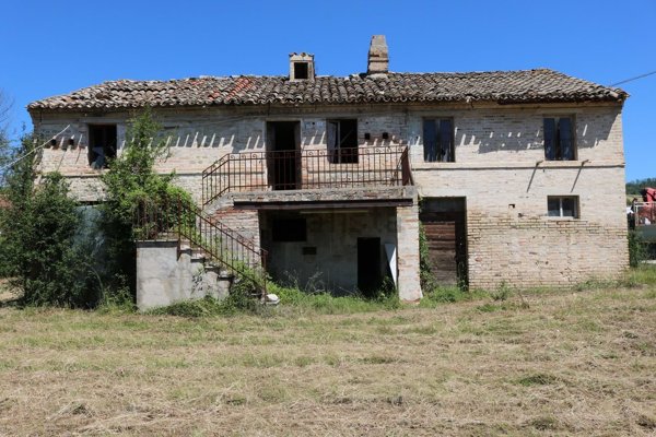 casa indipendente in vendita a Montegiorgio in zona Monte Verde