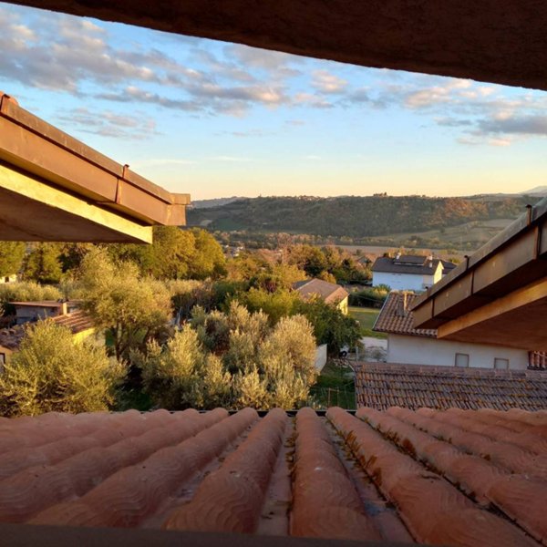 casa indipendente in vendita a Montegiorgio in zona Monte Verde