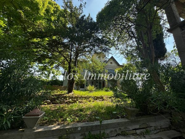 casa indipendente in vendita a Montegiorgio