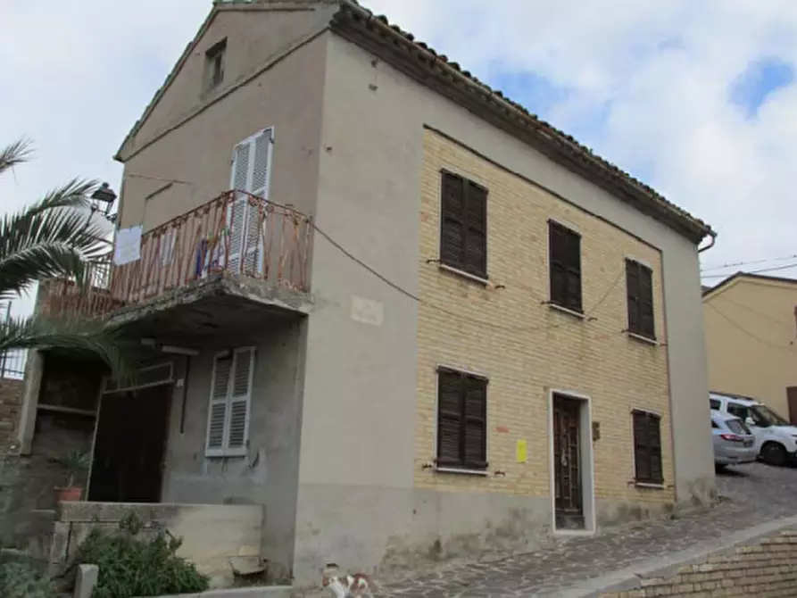 casa indipendente in vendita a Montegiorgio