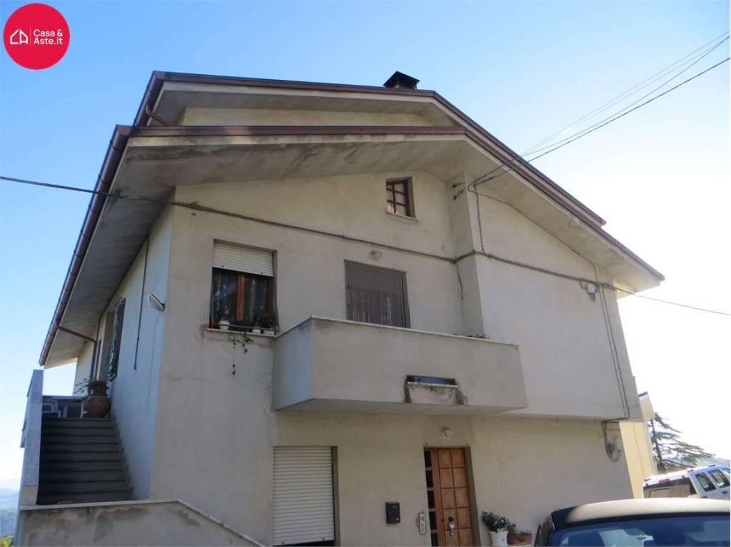 casa indipendente in vendita a Montegiorgio