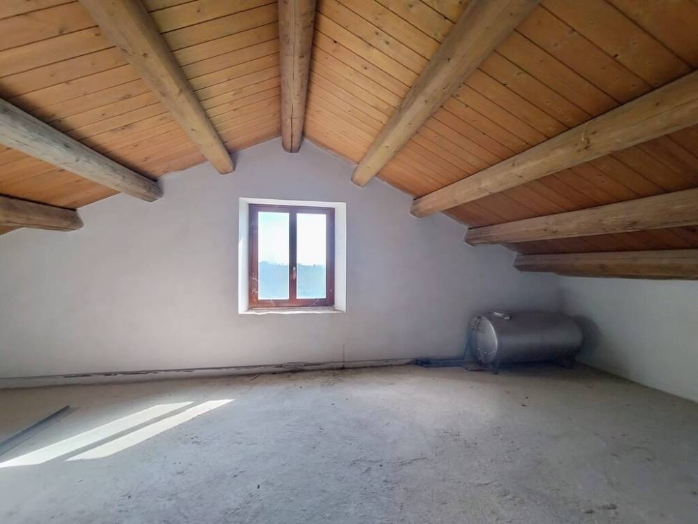 casa indipendente in vendita a Montegiorgio in zona Croce di via