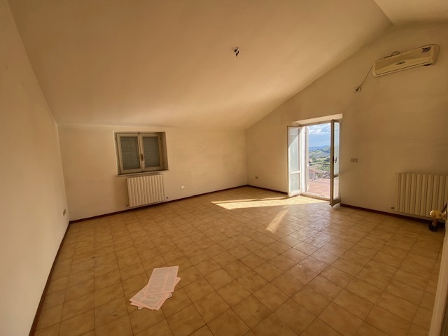 appartamento in vendita a Montegiorgio