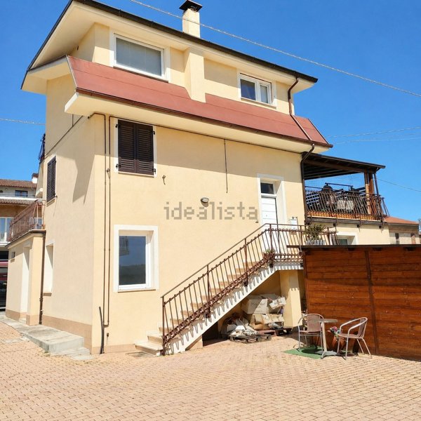 appartamento in vendita a Montegiorgio in zona Croce di via