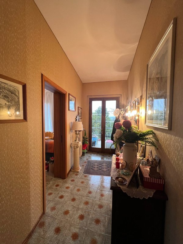 appartamento in vendita a Montegiorgio in zona Croce di via
