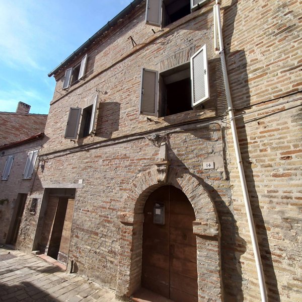 casa indipendente in vendita a Montegiorgio