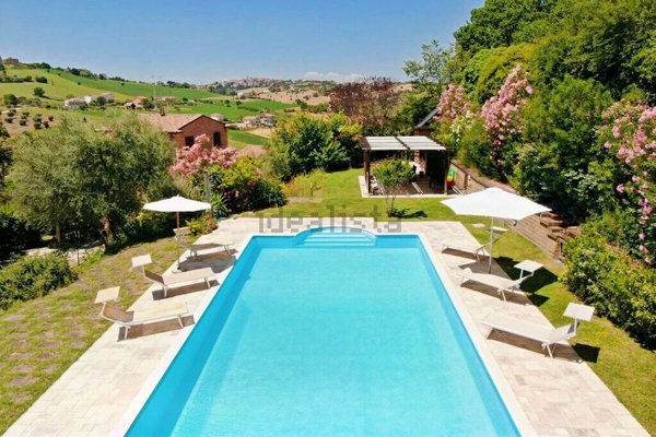 casa indipendente in vendita a Montegranaro
