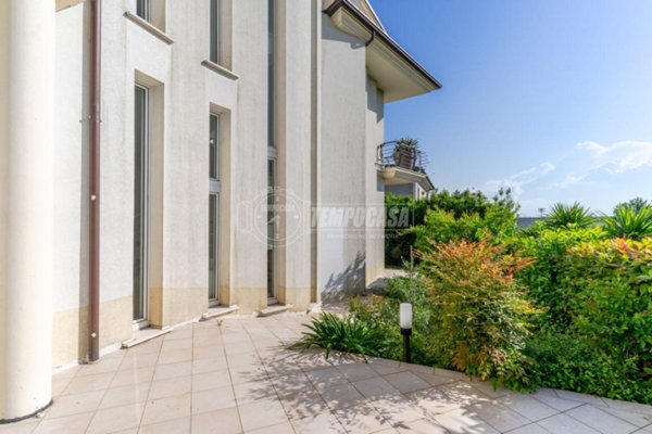 casa indipendente in vendita a Montegranaro