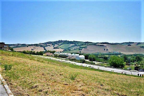terreno agricolo in vendita a Montegranaro
