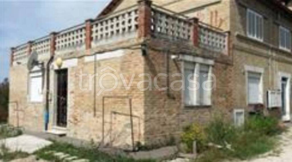 appartamento in vendita a Montegranaro in zona Guazzetti
