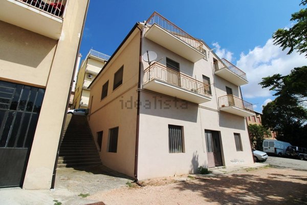 casa indipendente in vendita a Montegranaro