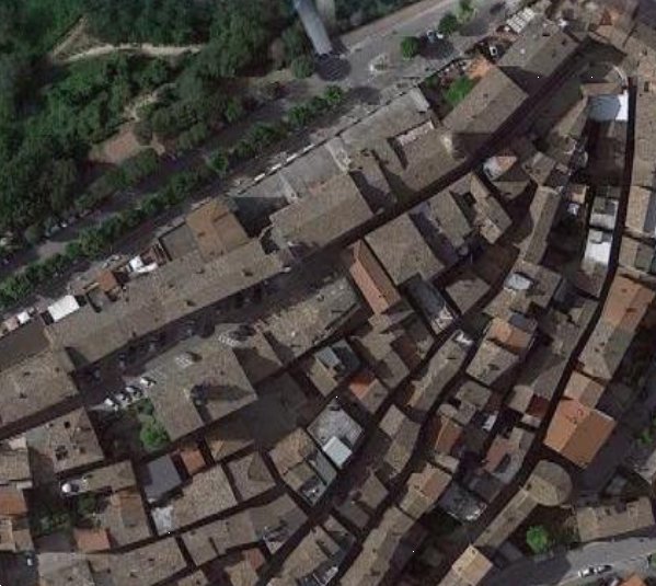 locale di sgombero in vendita a Montegranaro