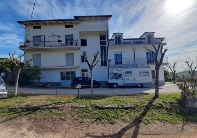 appartamento in vendita a Montegranaro in zona Santa Maria