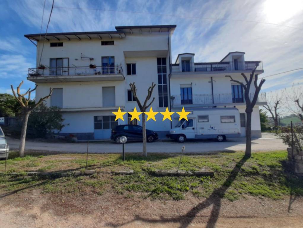 appartamento in vendita a Montegranaro in zona Santa Maria