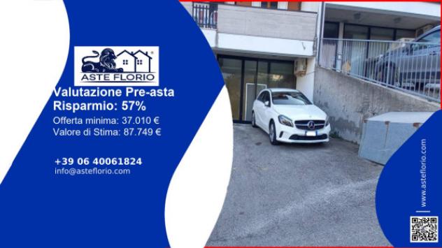 negozio in vendita a Montegranaro