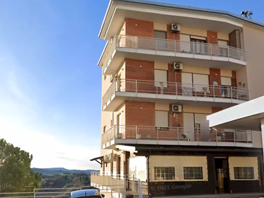 negozio in vendita a Montegranaro