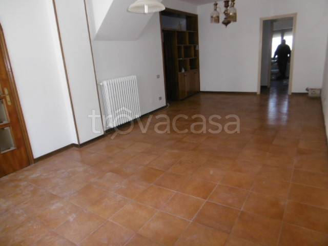 casa indipendente in vendita a Montegranaro