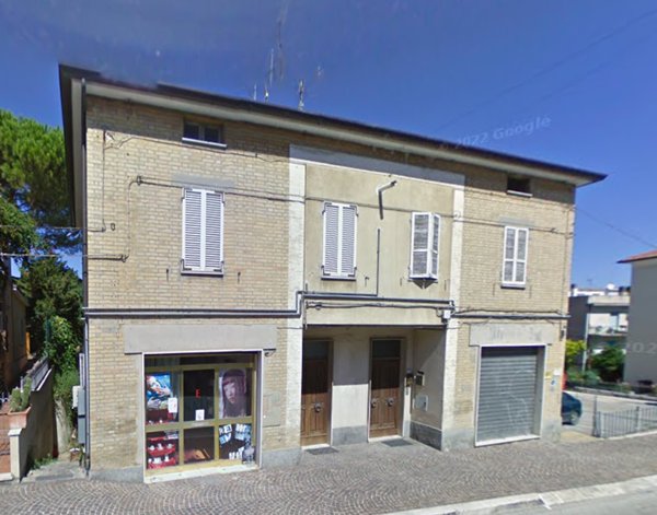 negozio in vendita a Montegranaro