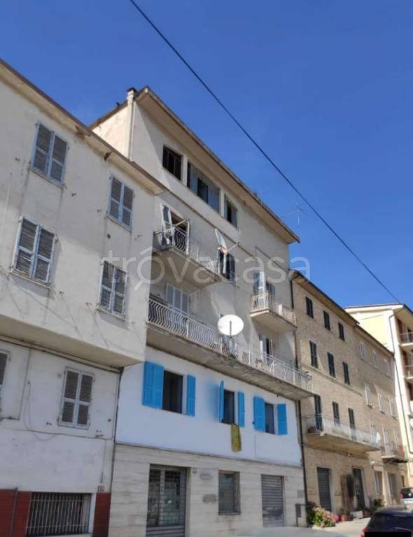 intera palazzina in vendita a Montegranaro