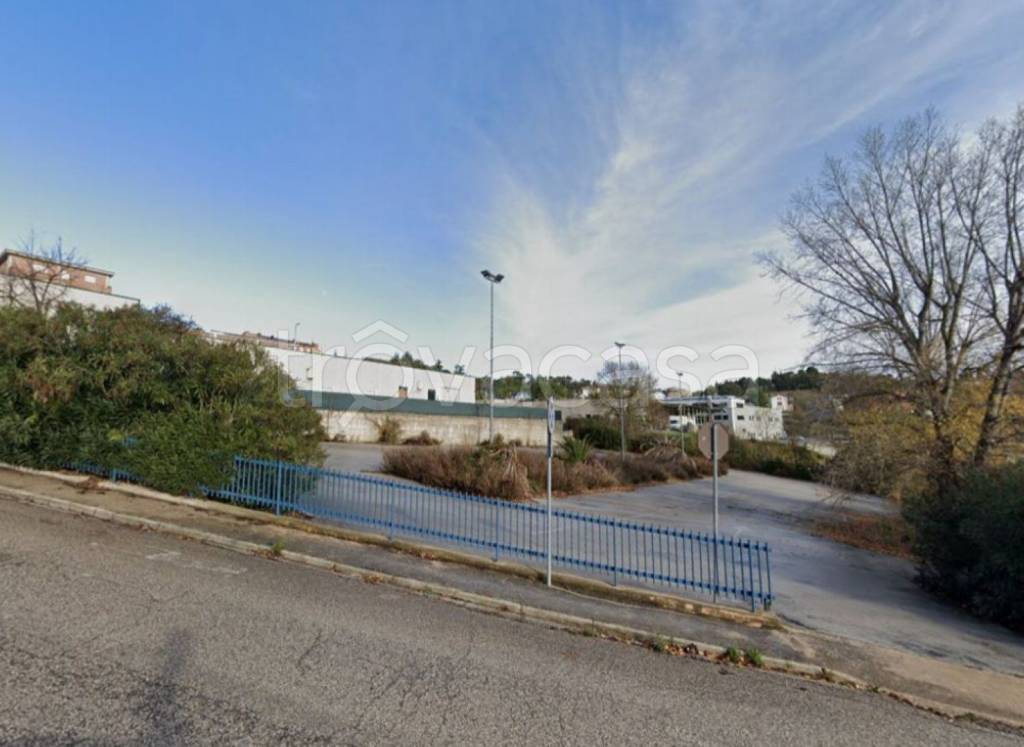 terreno edificabile in vendita a Montegranaro in zona Villa Luciani