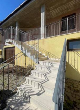 casa indipendente in vendita a Montegranaro