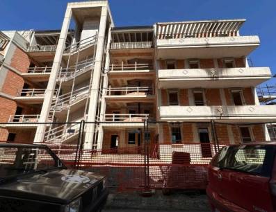 intera palazzina in vendita a Montegranaro