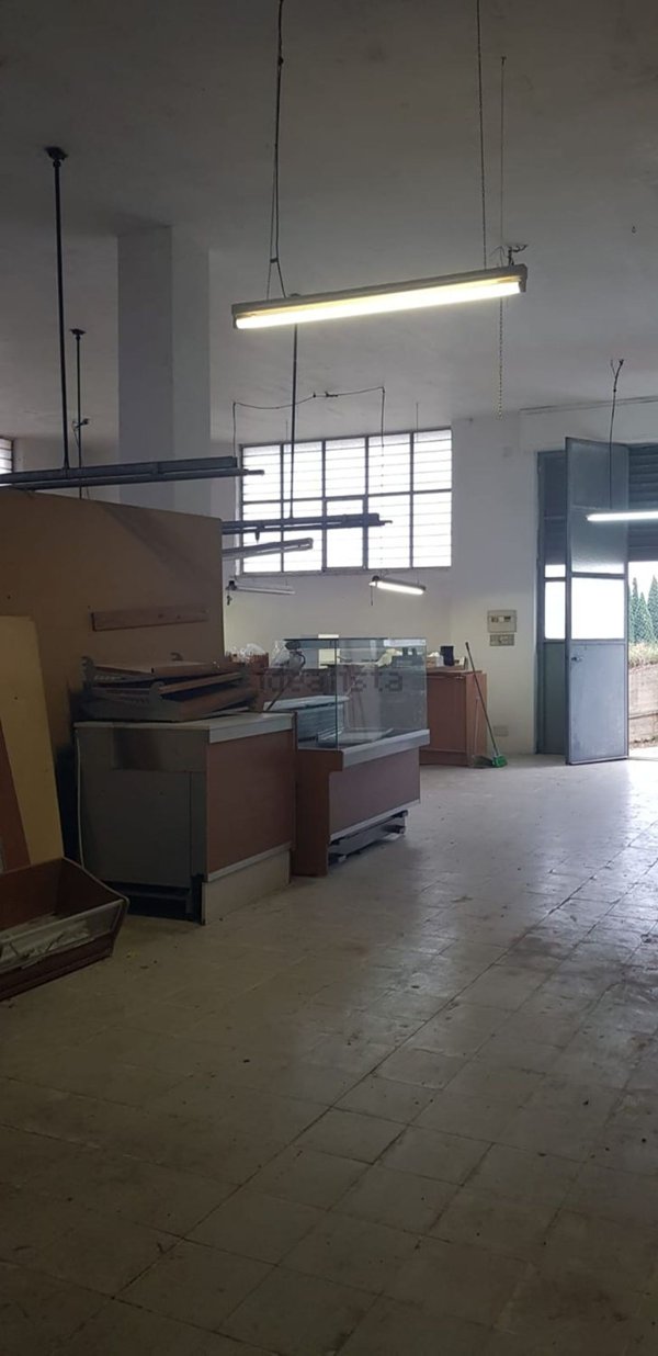 ufficio in vendita a Montegranaro