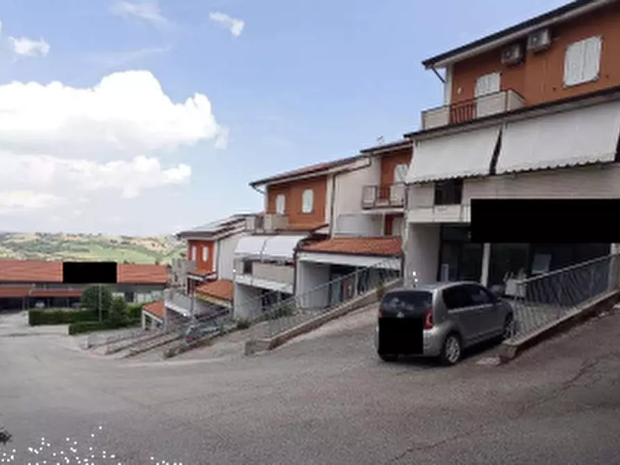 negozio in vendita a Montegranaro
