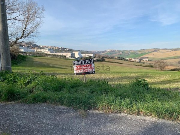 casa indipendente in vendita a Montegranaro