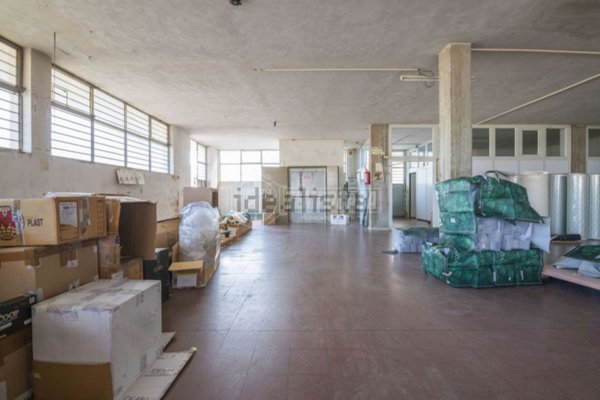 ufficio in vendita a Montegranaro