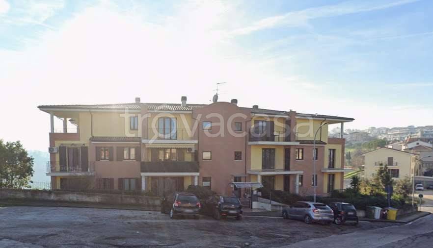 ufficio in vendita a Montegranaro