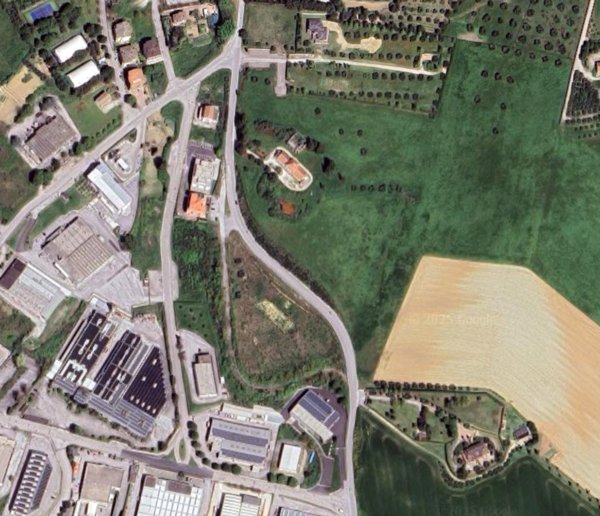 terreno edificabile in vendita a Montegranaro