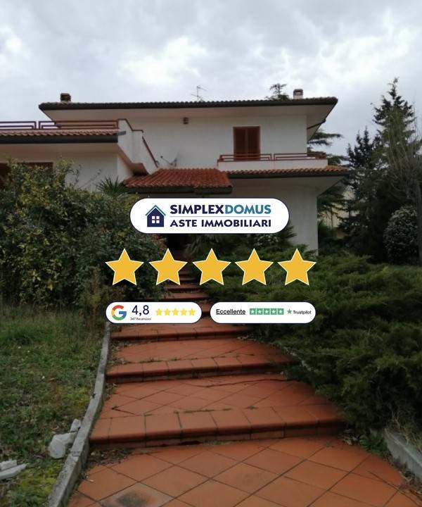 casa indipendente in vendita a Montegranaro