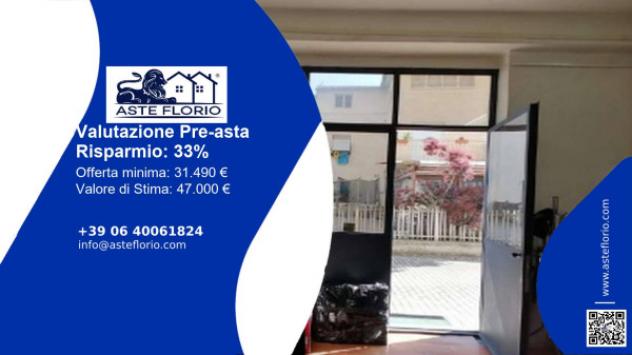 locale commerciale in vendita a Montegranaro