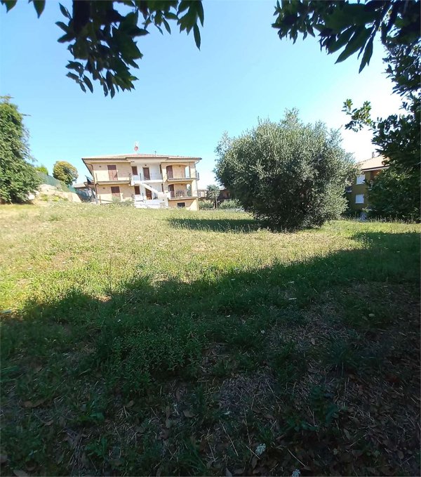 casa indipendente in vendita a Montegranaro