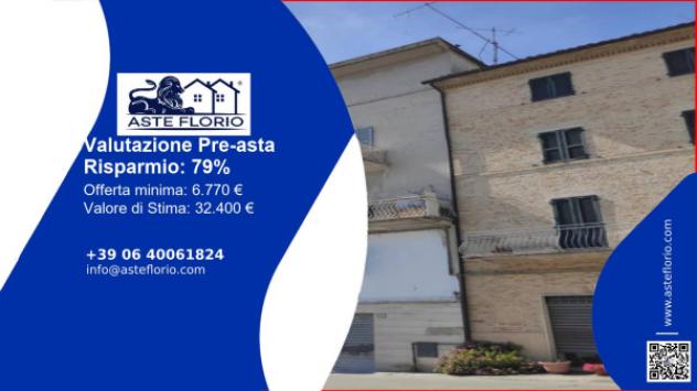 locale commerciale in vendita a Montegranaro