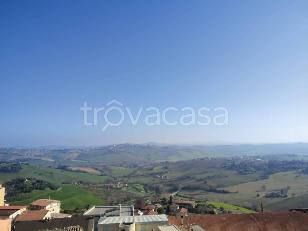casa indipendente in vendita a Montegranaro