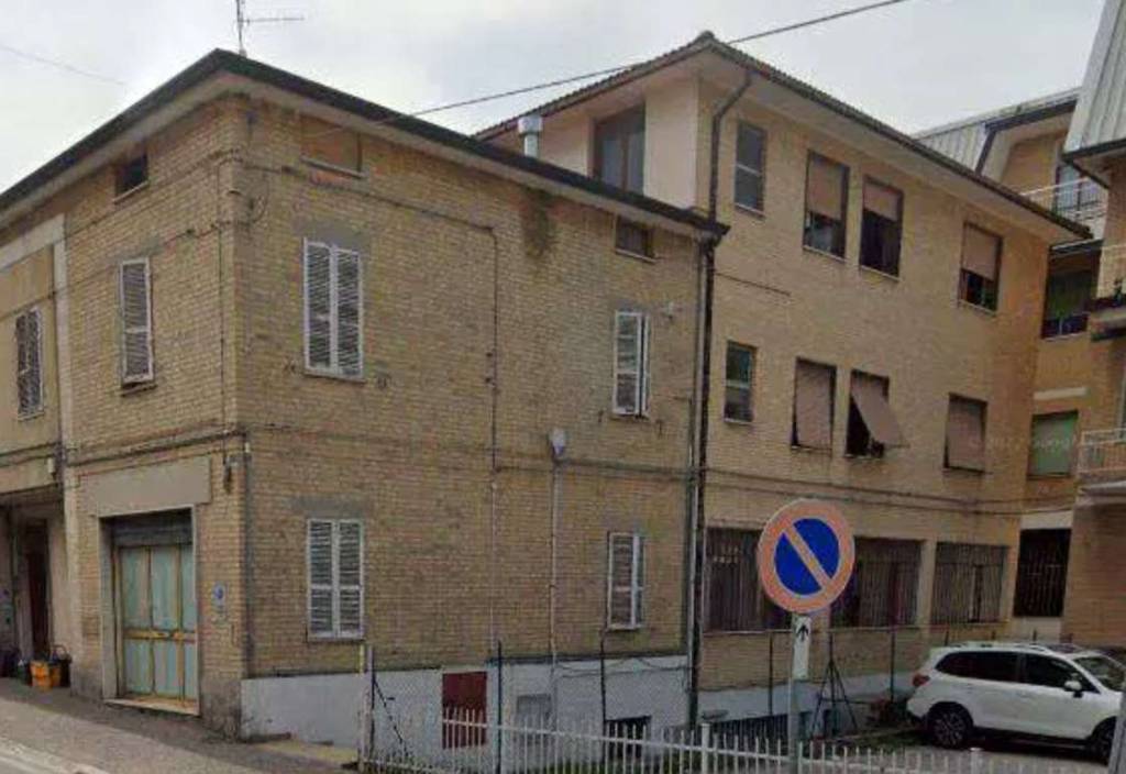 negozio in vendita a Montegranaro