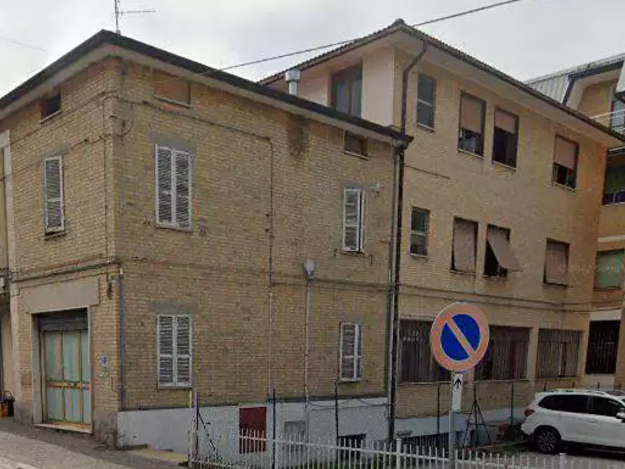 negozio in vendita a Montegranaro