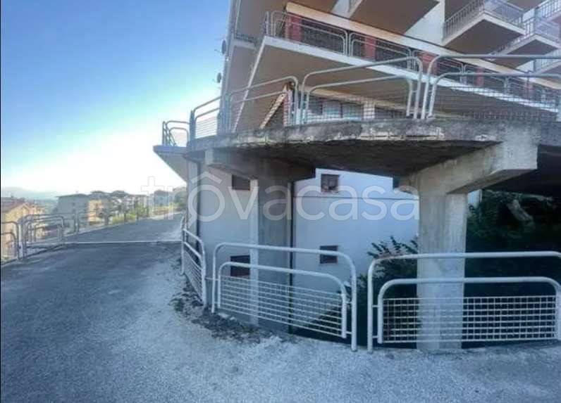 negozio in vendita a Montegranaro