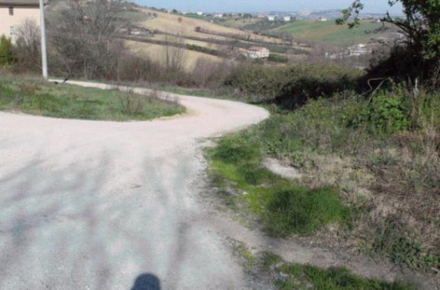 terreno edificabile in vendita a Montegranaro in zona Guazzetti