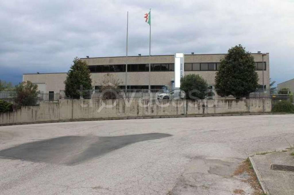 terreno edificabile in vendita a Montegranaro