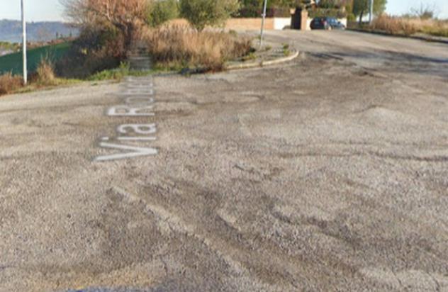 pentavano in vendita a Montegranaro