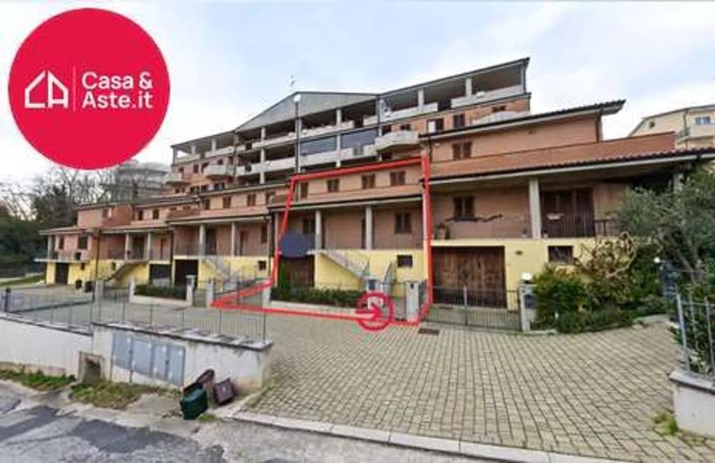 casa indipendente in vendita a Montegranaro