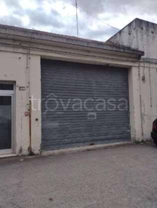 locale di sgombero in vendita a Montegranaro